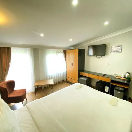 Inalens Airport Hotel 3*